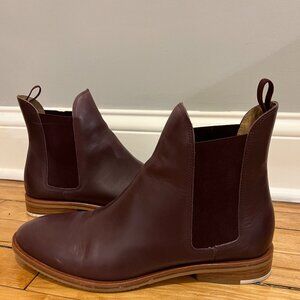 Evelane Chelsea Boots